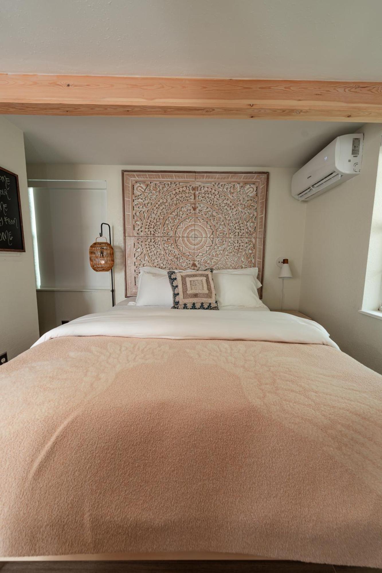 Seahorse Hotel